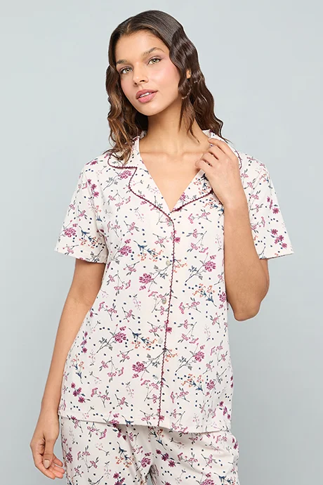 أر أند بي Printed Lapel Collar Pyjama Set