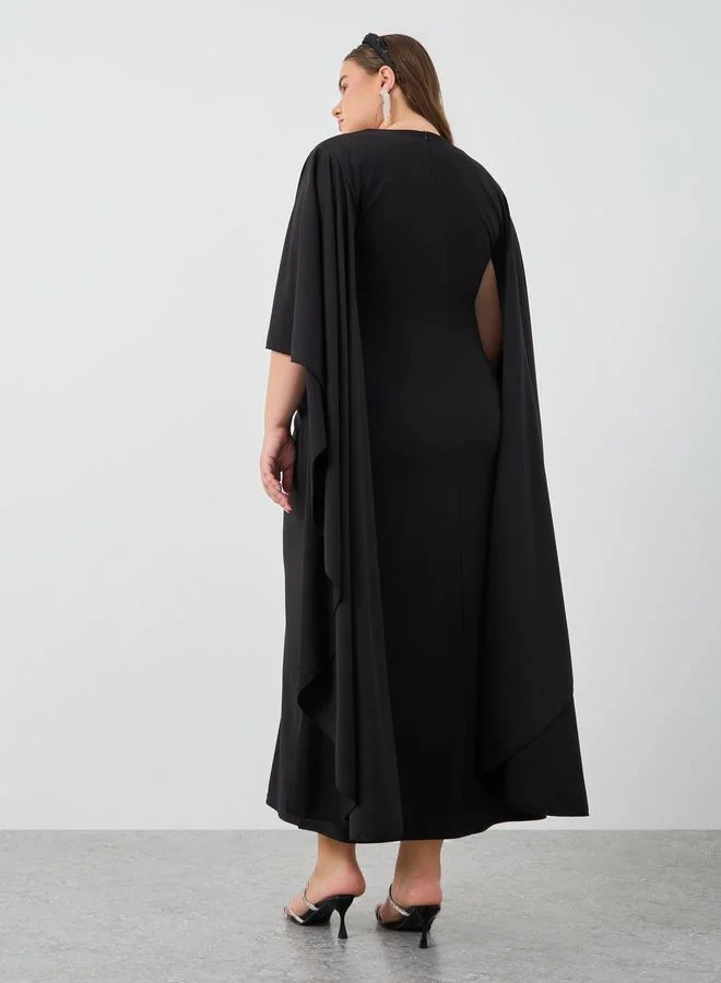 Styli Plus Size Solid Cape Sleeves Maxi Dress