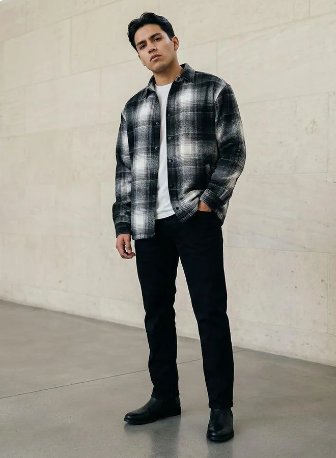 سبلاش فيڤ Men Regular Fit Flap Pockets Shacket