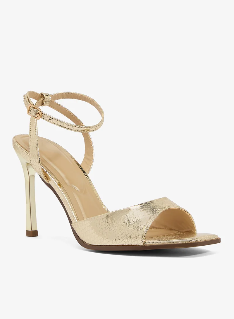 ترافل من نمشي صنادل كلاسيكية بكعب عالٍ بتفاصيل جلد التمساح الذهبي