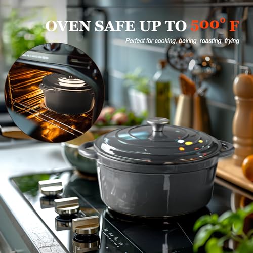 Overmont وعاء داتش أوفن من أوفermont مصنوعة من الحديد الزهر المينا - وعاء سعة 5.5QT مع غطاء وكتاب طبخ وقبعات قطنية - أدوات طهي ثقيلة لتحضير الأطعمة المطبوخة، واليخنات، والشواء، وخبز الخبز باللون الرمادي - Image 5