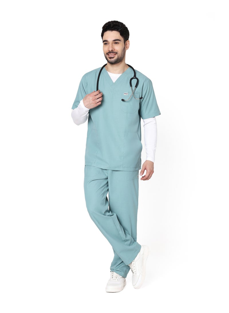 KNYA بدلة طبية رجالية من KNYA Active بخمسة جيوب | طقم من قميص وبنطال | أكمام نصفية | ياقة على شكل حرف V | قماش يسمح بالتهوية | مريح | متين | زي موحد للأطباء والممرضين وأطباء الأسنان (لون أوكالبتوس، مقاس 2XL) - Image 1