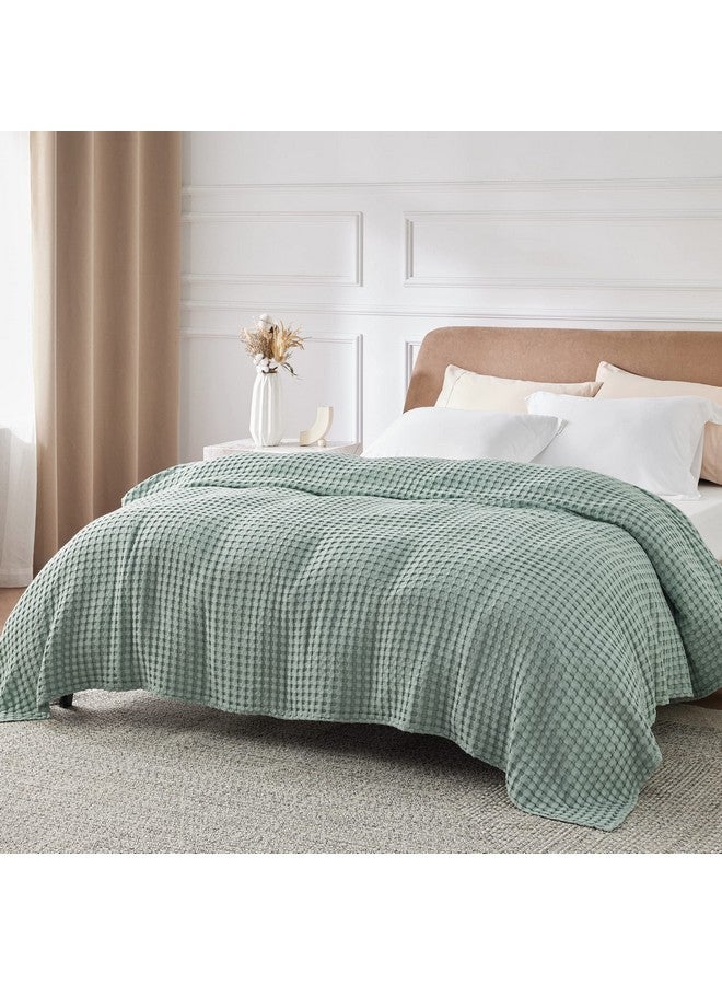 Bedsure Bedsure Cooling Cotton Waffle King Size Blanket - Lightweight Breathable Blanket of Rayon Derived from Bamboo for Hot Sleepers, Luxury Throws for Bed, Couch and Sofa, Sage Green, 104x90 Inches  - Image 5