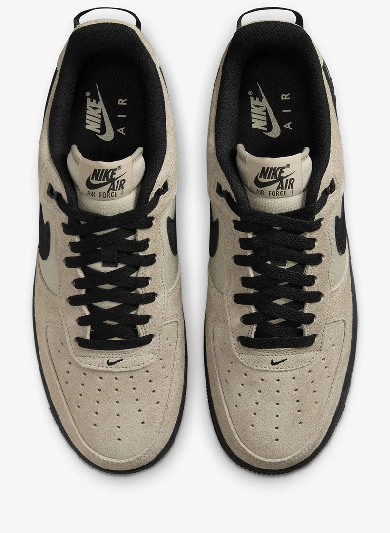 Nike Air Force 1 '07 Lv8 Se
