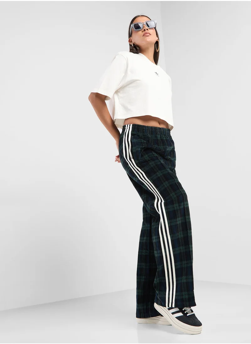 اديداس اوريجينالز Corduroy Tartan Pants