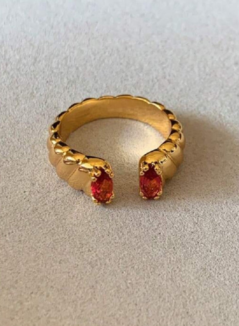 إيكوال خاتم نسائي أنيق من الاستانلس ستيل مطلي باللون الذهبي بمقاس موحد