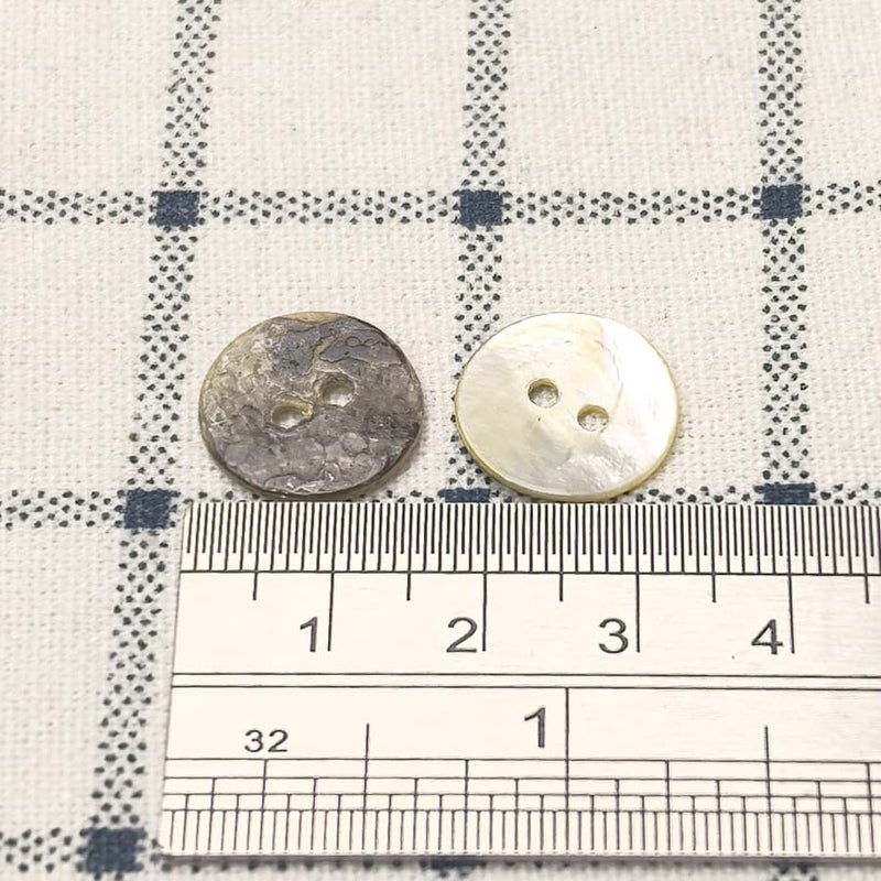 Chenkou Craft New Upick 11/13/15/23mm 100pcs Shell Buttons Sewing Craft Buttons 2 Holes (15mm) - Image 2