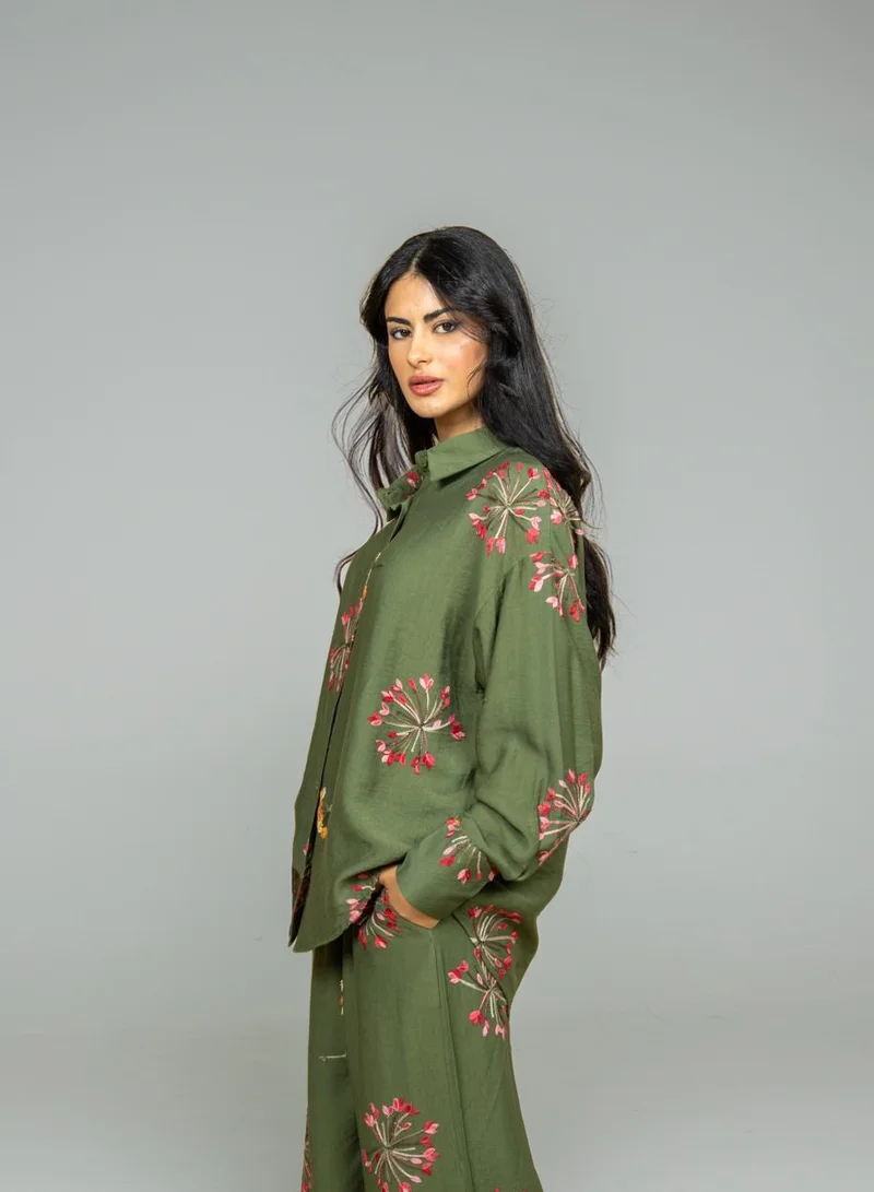 بوند طقم فلورا أخضر زيتوني بنقشة زهور مطرزة