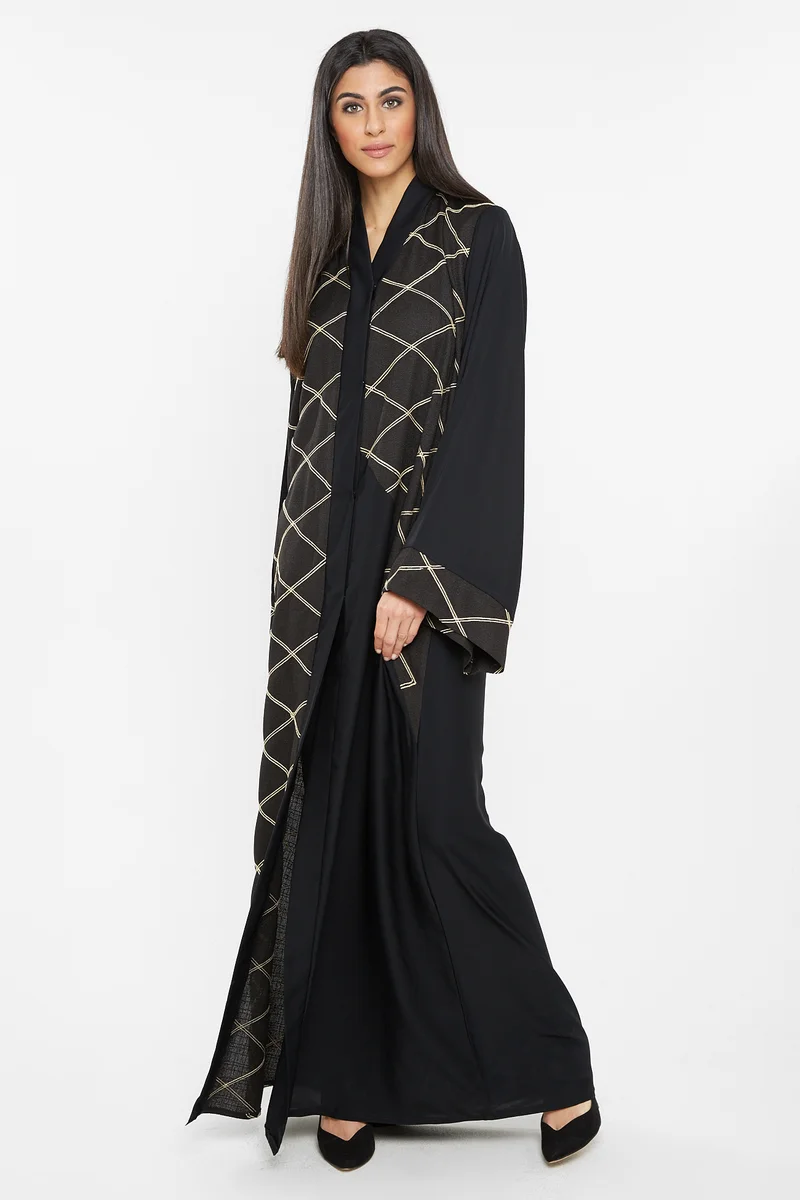 NUKHBAA A casual abaya with square patterned embroidery detail.-AJ114A