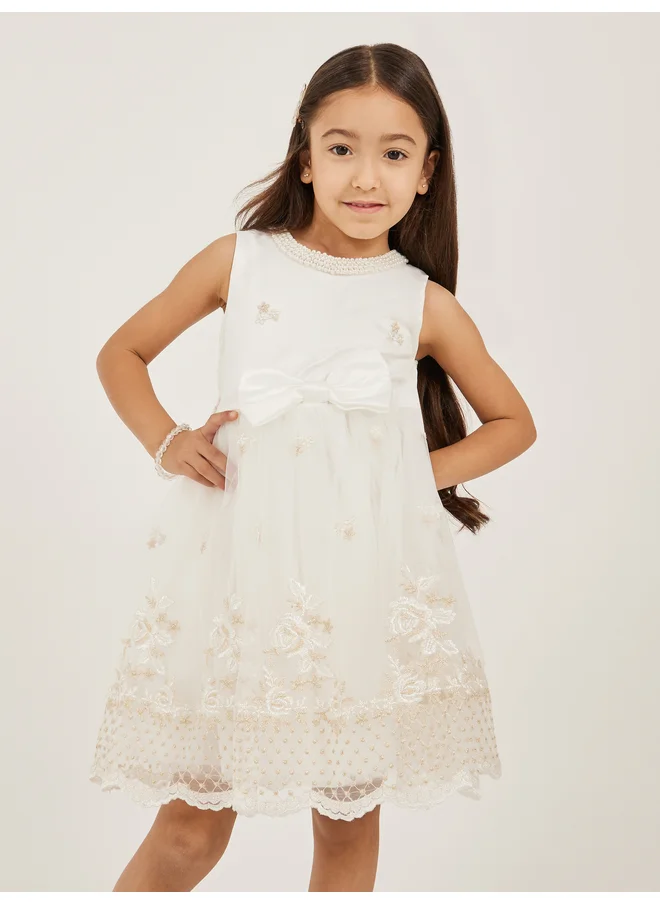 ستايلي Styli Limited Embroidered Lace Detail Sleeveless Dress