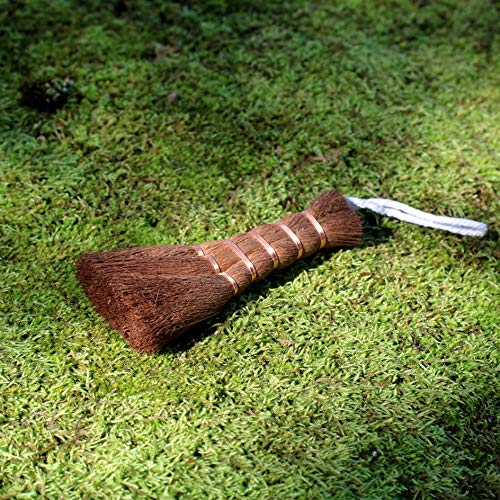 KAKURI Bonsai Broom Brush Small 4.3" Professional Gentle Small Broom, Japanese Bonsai Tool - Image 3