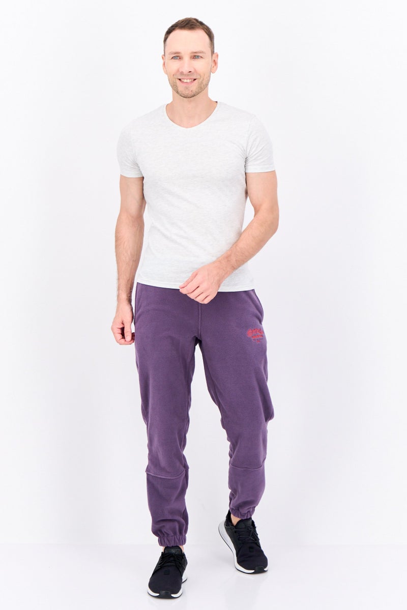 Gotcha سروال رياضي للرجال بقصة عادية مع حبل شد، شعار العلامة التجارية، بنفسجي - Image 4