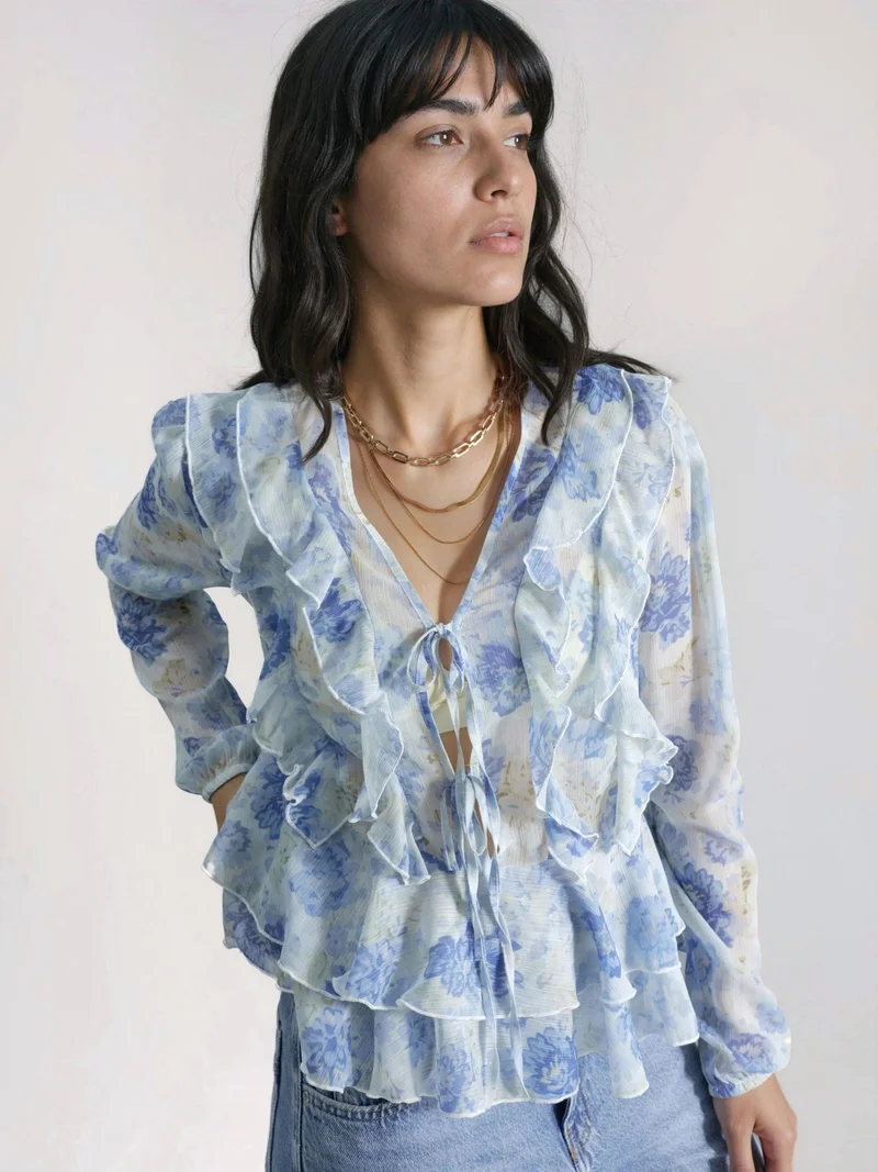 هيكاب Frilly V-Neck Patterned Blouse