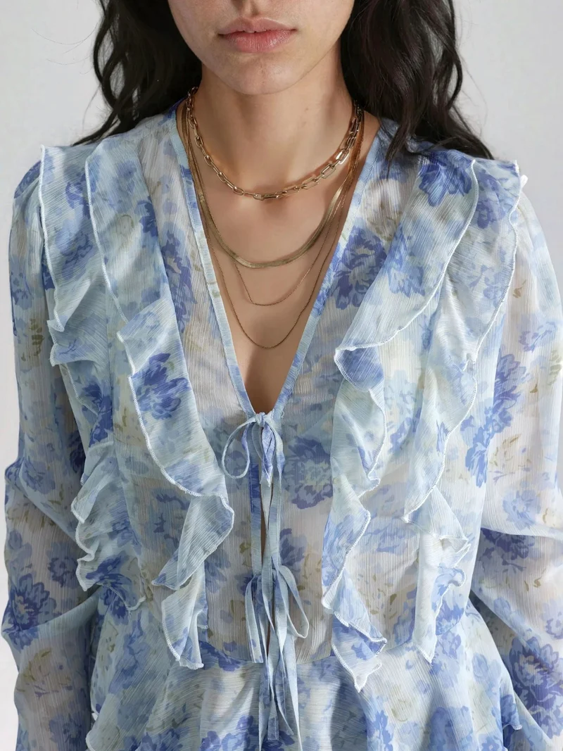 هيكاب Frilly V-Neck Patterned Blouse