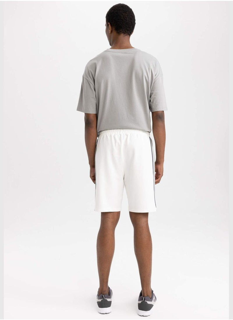DeFacto Man NBA Los Angeles Lakers Licenced Knitted Short  - Image 5