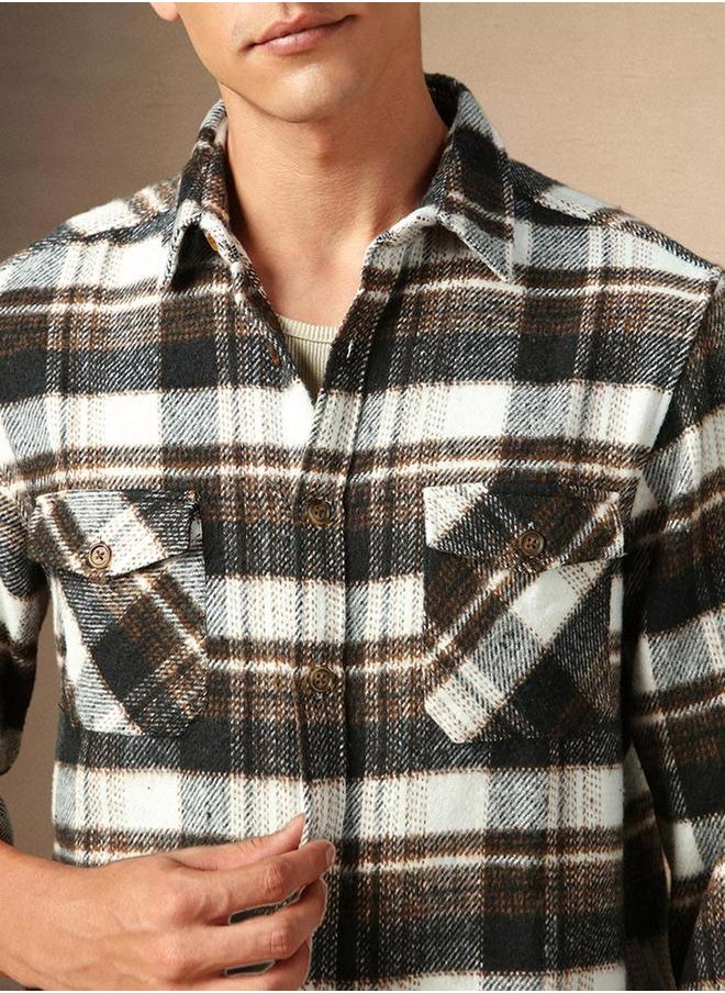 Dennis Lingo Plaid Flannel Long Sleeves Shirt by Styli  - Image 5
