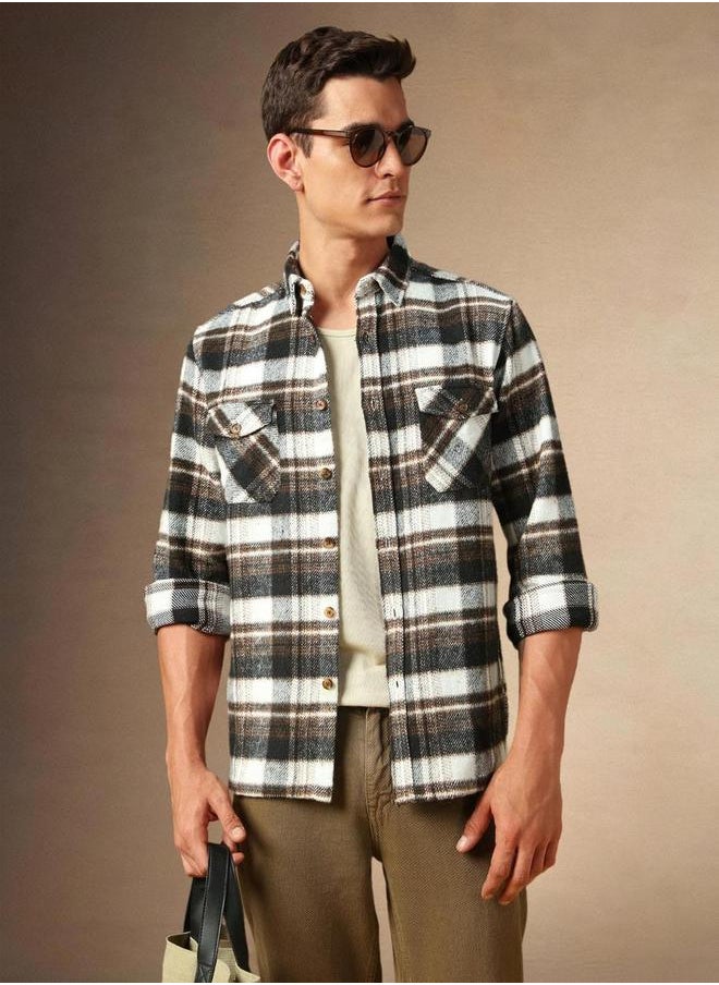 Dennis Lingo Plaid Flannel Long Sleeves Shirt by Styli  - Image 4
