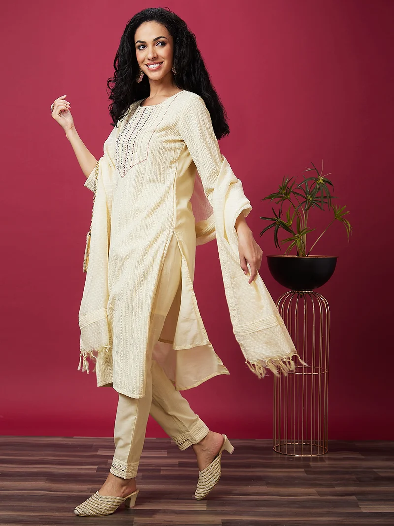 globus Women Ethnic Motifs Embroidered Pure Cotton Kurta & Trousers With Dupatta