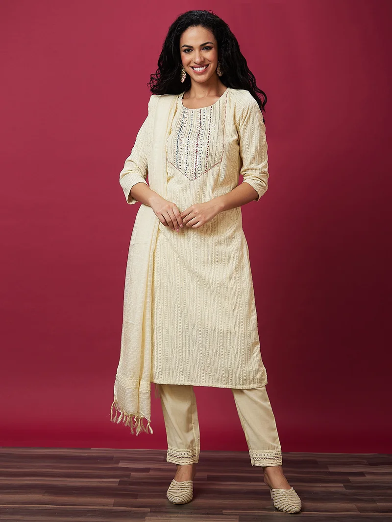 globus Women Ethnic Motifs Embroidered Pure Cotton Kurta & Trousers With Dupatta