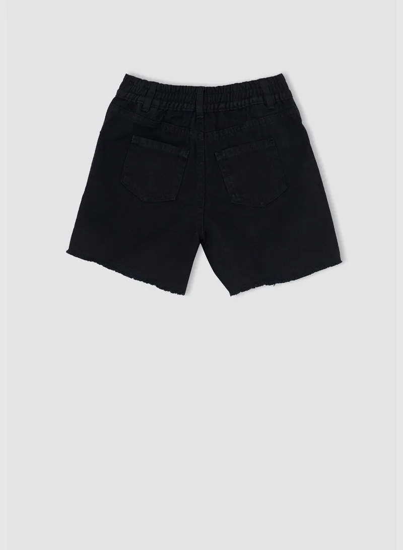 DeFacto Basic Mini Gabardine Short