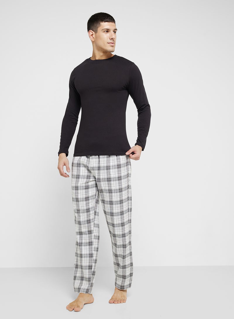 Robert Wood Nightwear T-Shirt & Pants Sets  - Image 1