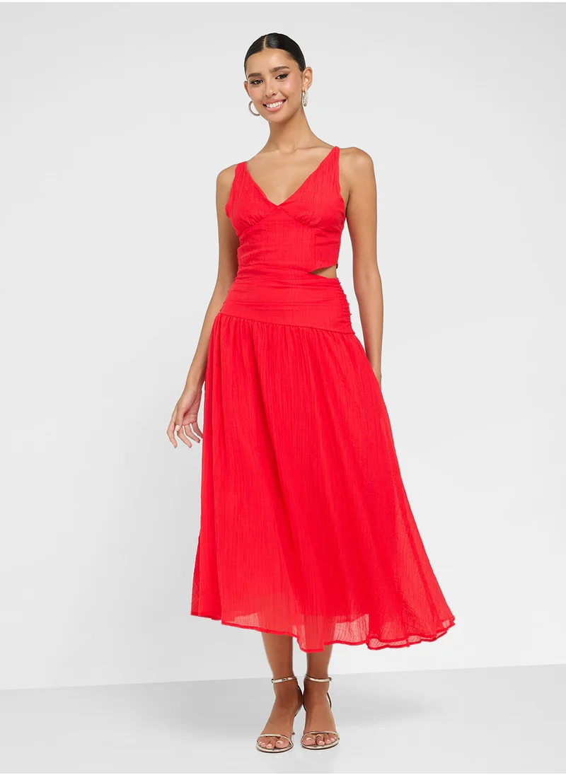 جينجر Plunge Neck Cutout Detail A Line Dress