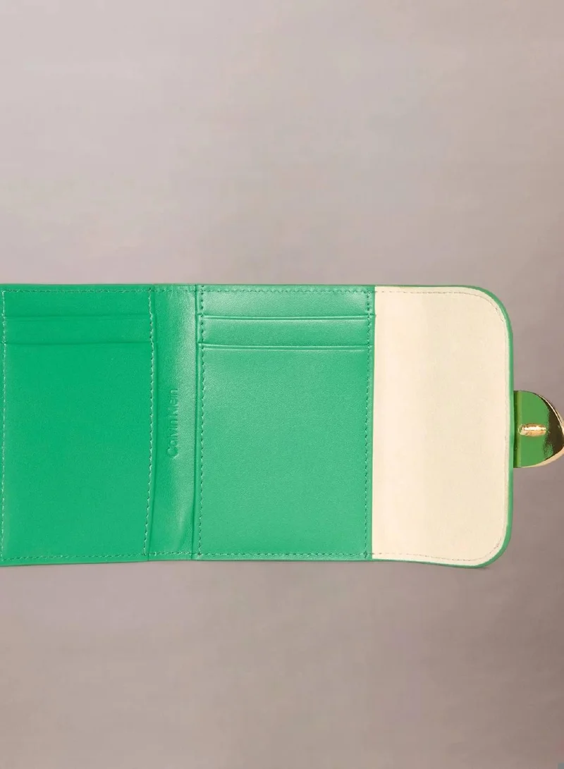 Calvin Klein Emerald Chip Leather RFID Trifold Cardholder for Women | Best Price UAE