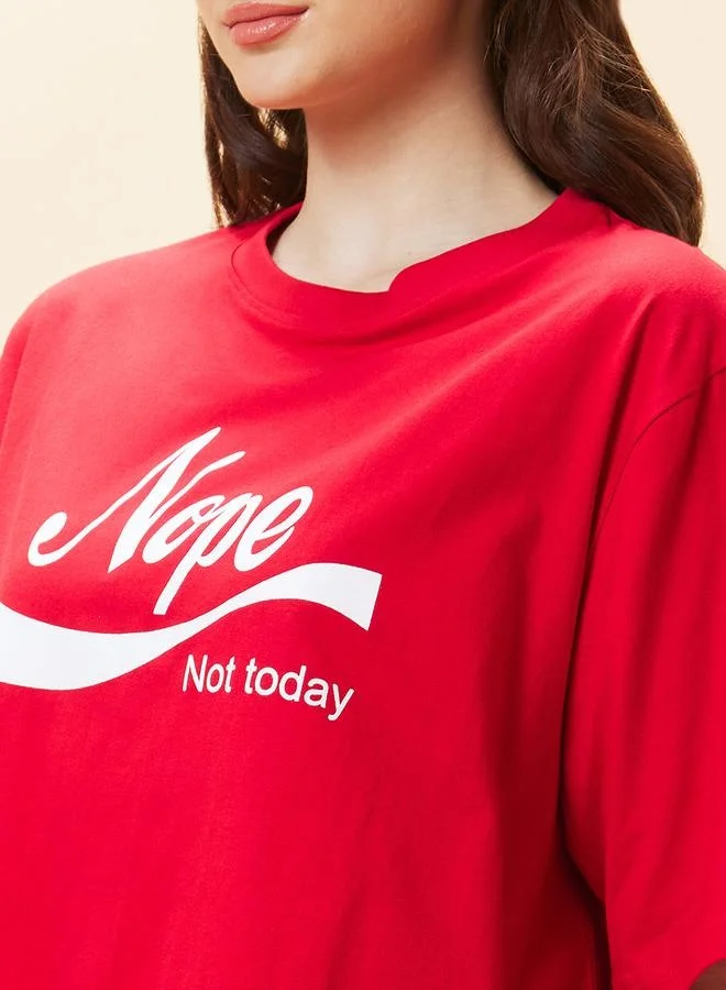 globus Globus Slogan Print Round Neck Boxy Fit Crop T-Shirt