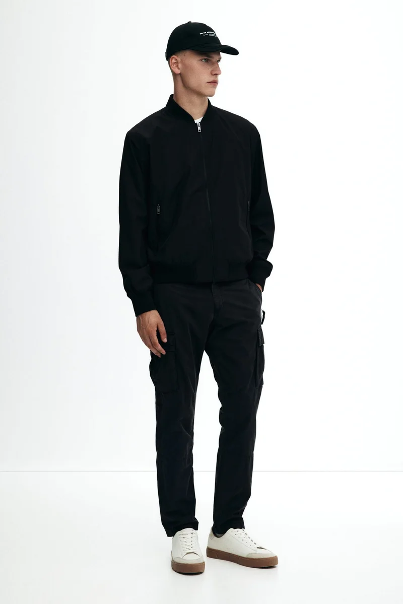 اتش اند ام بنطلون كارغو بقصّة عادية