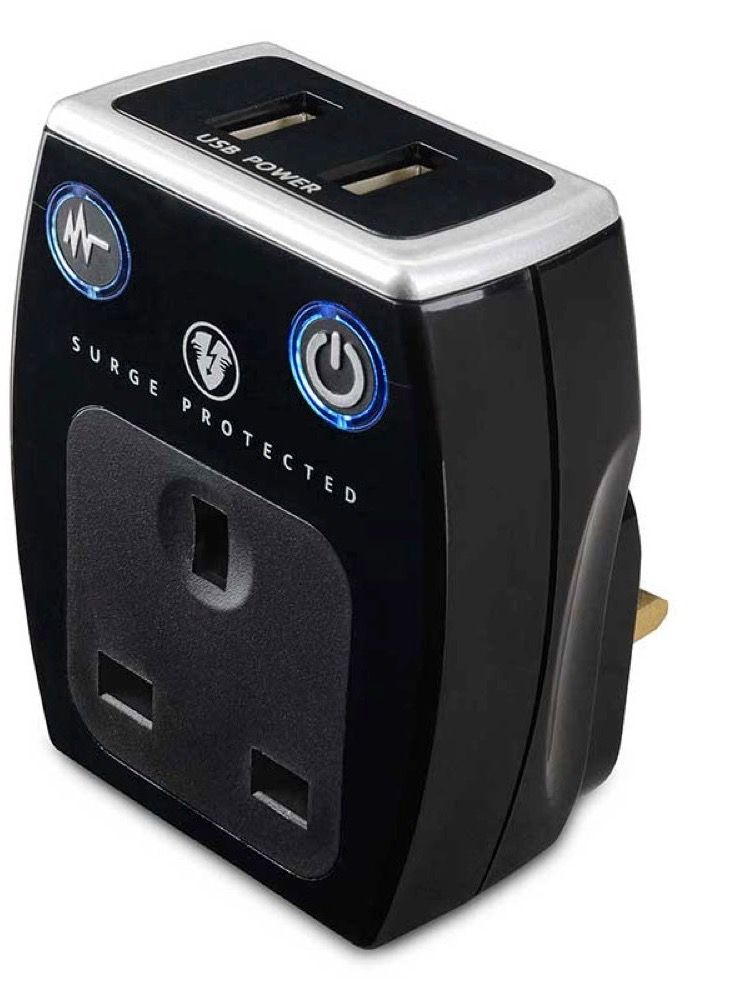 ماستربلاج محول كهرباء ماستر بلج لامع مع منفذين USB بقدرة 3.1 أمبير مع حماية من التيار الزائد وتصميم بدون فقدان المقبس اسود - Image 1