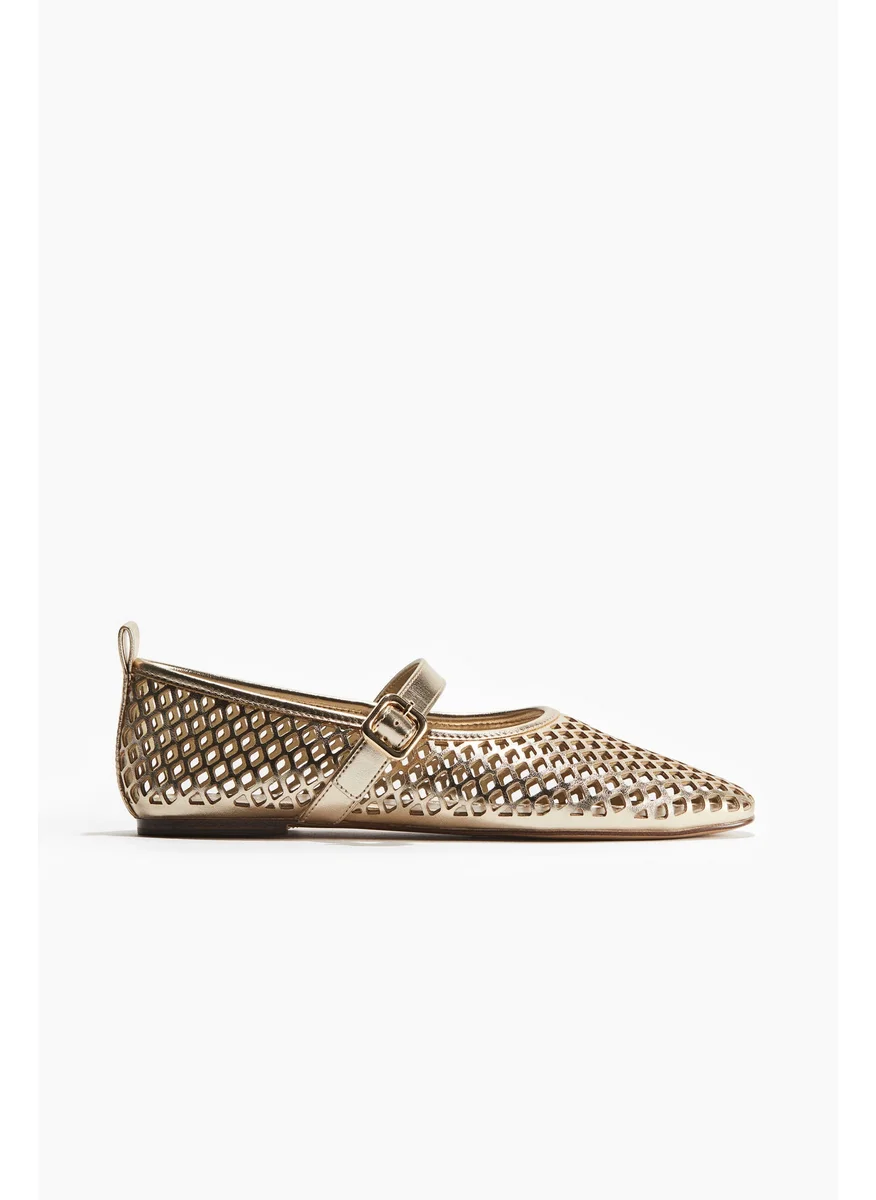 اتش اند ام Perforated Mary Jane Ballet Pumps