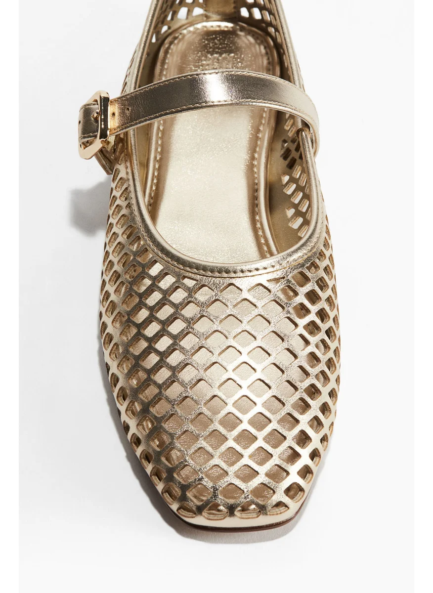 اتش اند ام Perforated Mary Jane Ballet Pumps