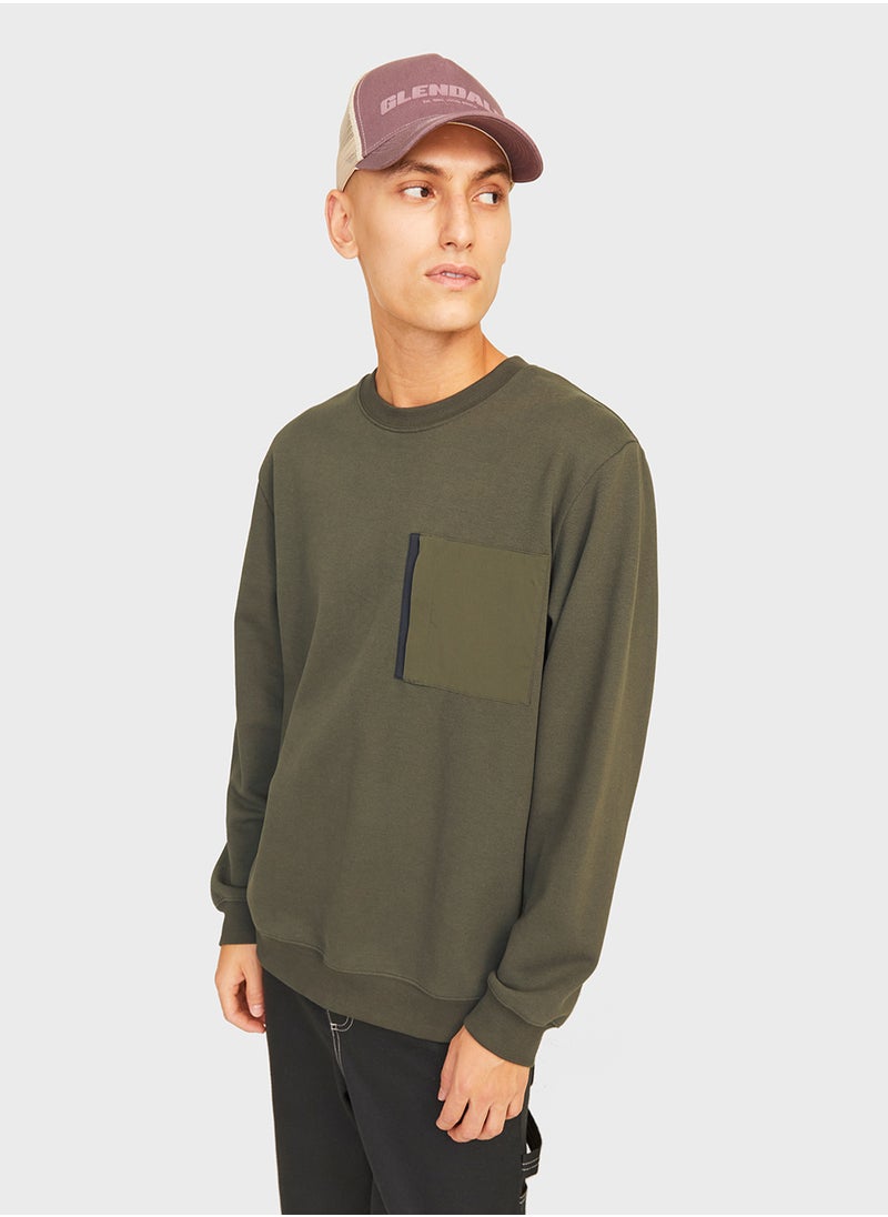 JACK & JONES سويت شيرتات جيب أمامي الأساسية  - Image 3