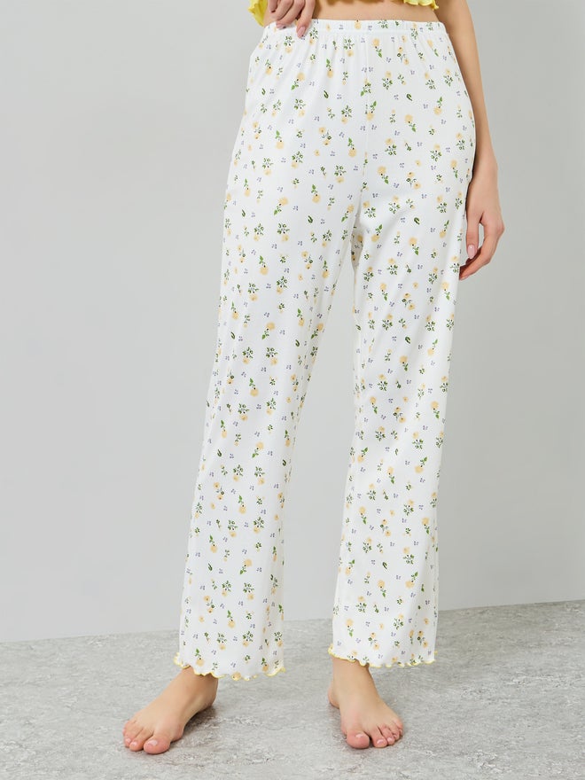 Styli Yellow Lace Detail Cami and Floral Pyjama Set - Image 4