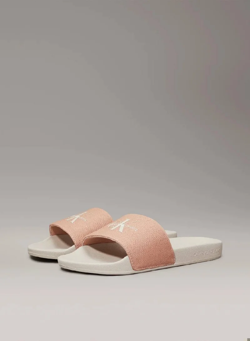 كالفن كلاين جينز شبشب من قماش الكانفاس