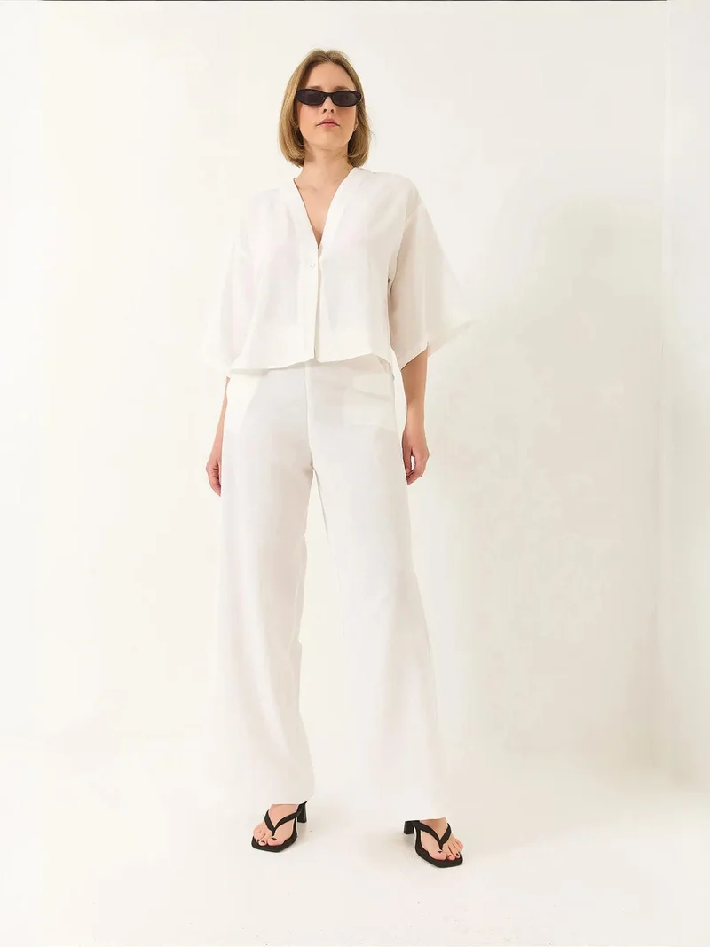 Bianco Lucci LUCCI V-neck Tunic and Wide Leg Pants Two-Piece Set
