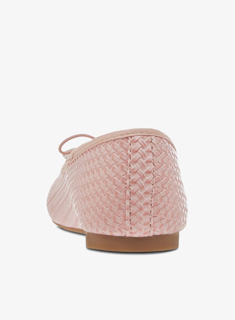 Flora Bella By Shoexpress أحذية باليرينا مزينة بتفاصيل فيورابيللا - Image 5