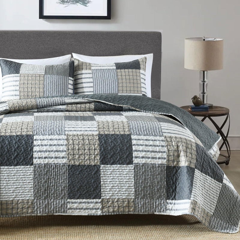 Boryard 3-Piece Queen Quilt Set, Lightweight Soft Full Size Quilt Gray Patchwork Farmhouse Bedspread Coverlet 90x90 inches Spring Bedding Set with 2 Pillow Shams, Grey Plaid Print - Image 1