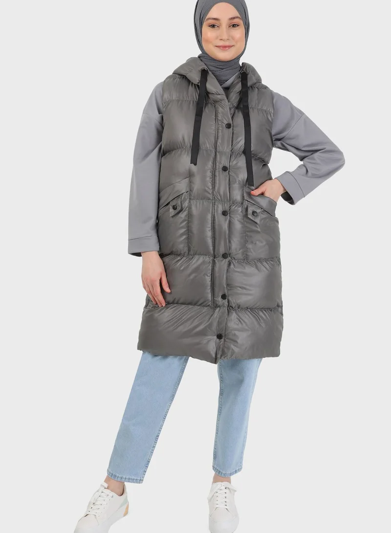 Refka by modanisa Hooded Pocket Detail Vest