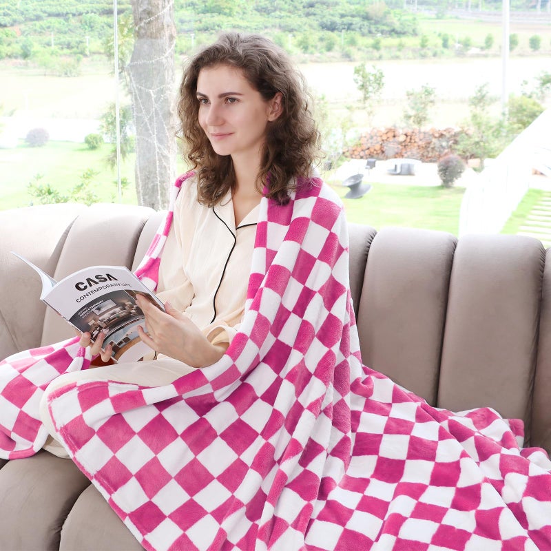 LOKOZ Pink Checkered Blanket Soft Fuzzy Throw Fleece Blanket Checkerboard Cute Decor Stuff for Bed Couch - Image 4
