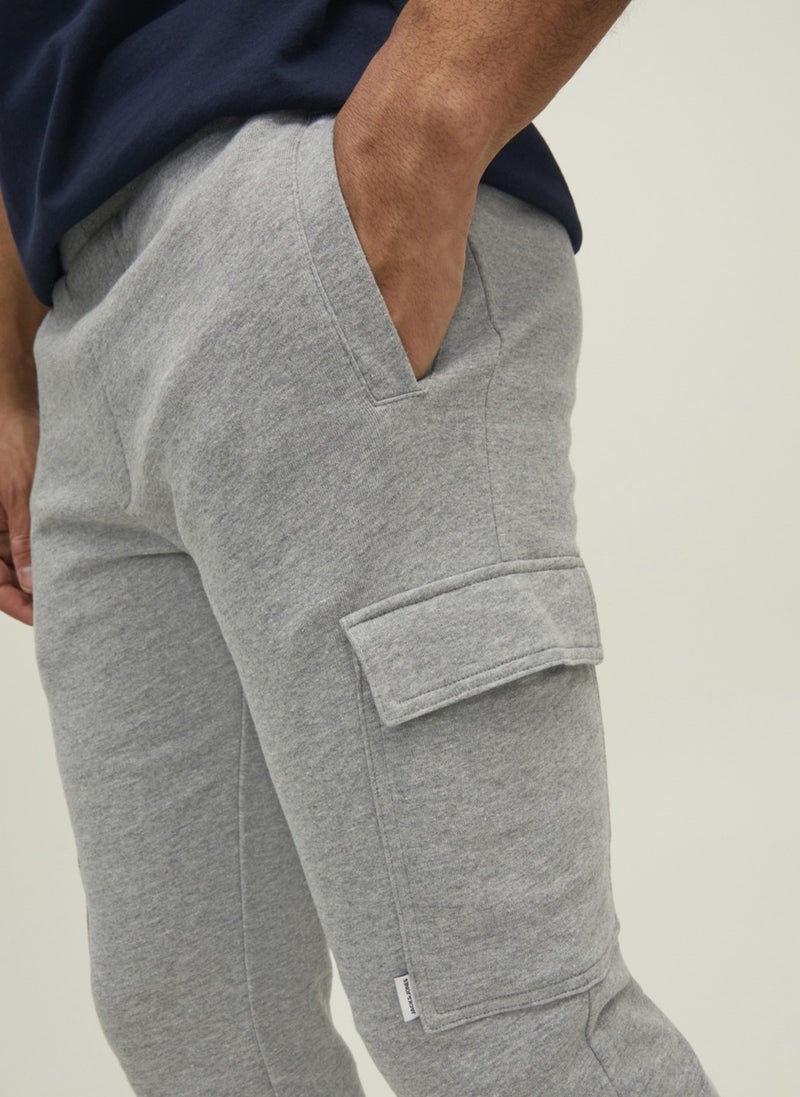 Jack Jones سروال رياضي رمادي فاتح للرجال بقصة منتظمة 12212170_JPSTGORDON Jjshark Sweat C - Image 2