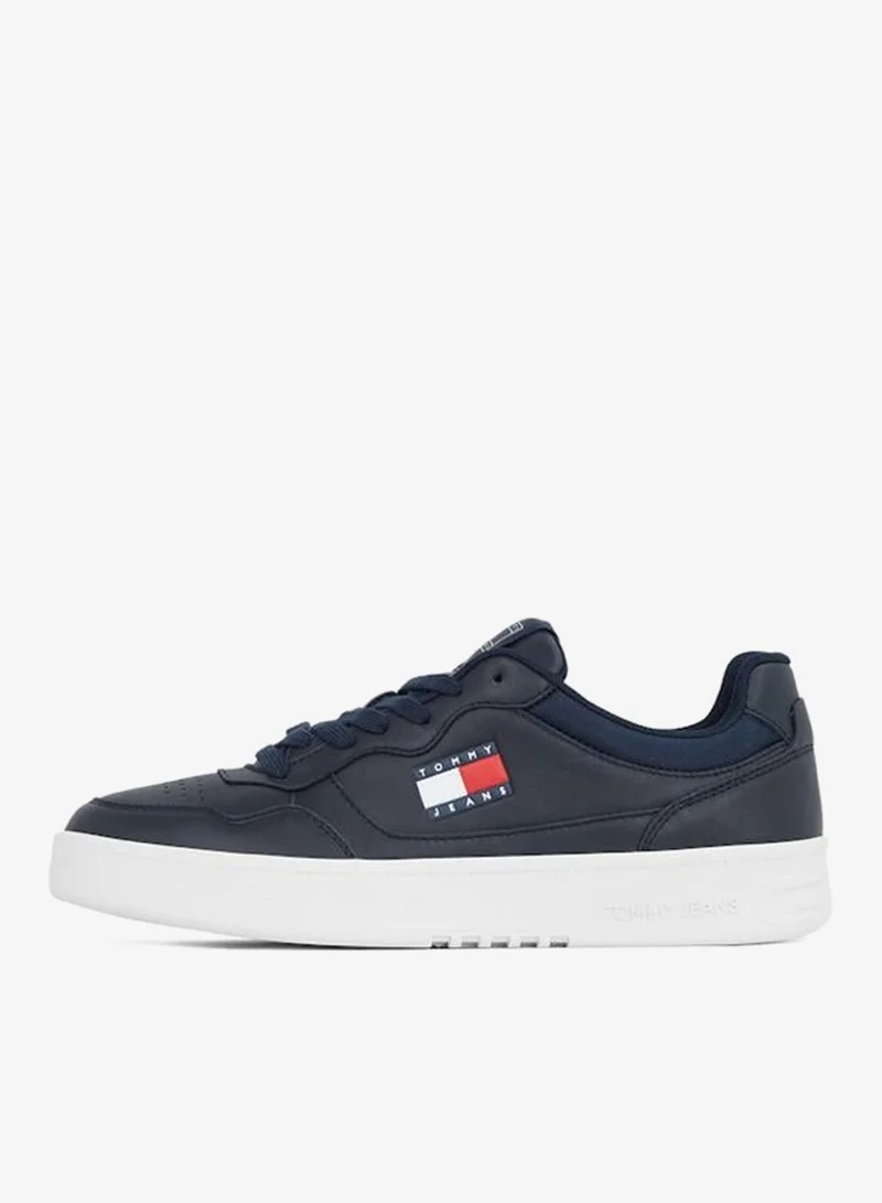 تومي جينز أحذية رياضية جلدية أساسية منخفضة