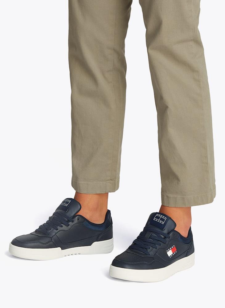 TOMMY JEANS - ESSENTIAL LEATHER LOW TRAINERS - Image 1