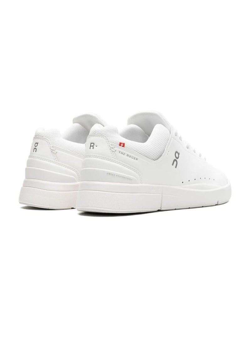 On Running The Roger Advantage Sneaker - white - Image 2