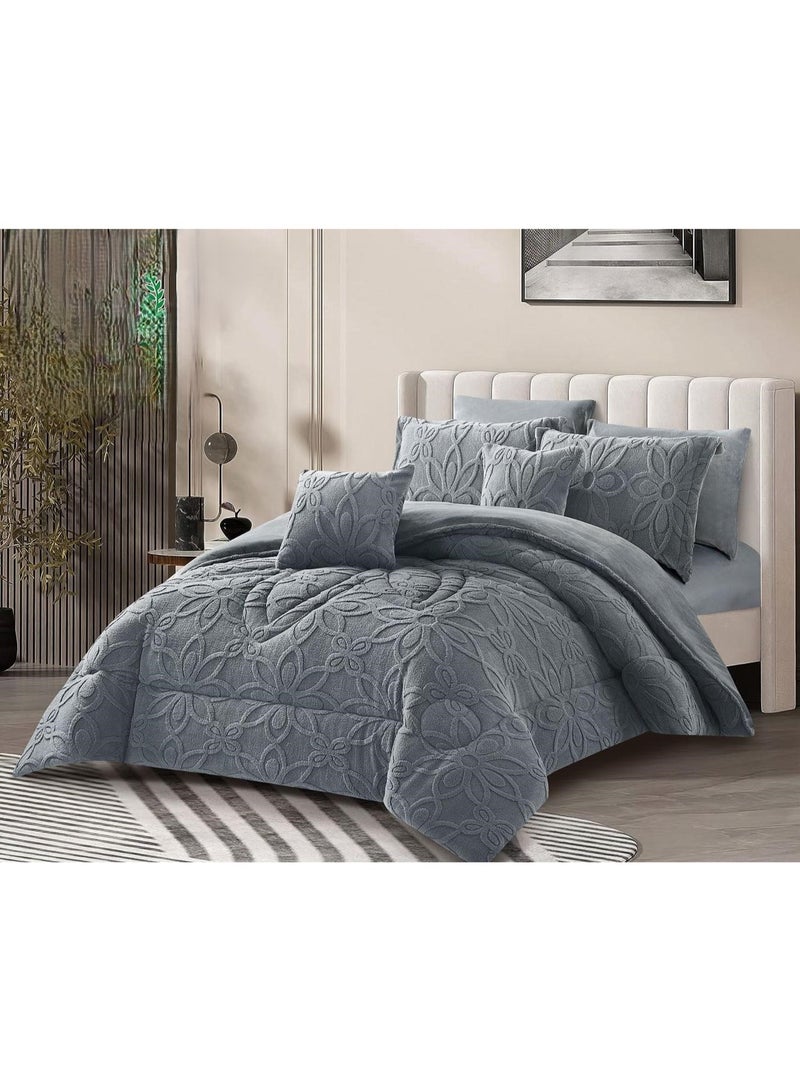 Horse Winter double bed sheet with a luxurious embroidered design, size 240*260 cm - Image 1