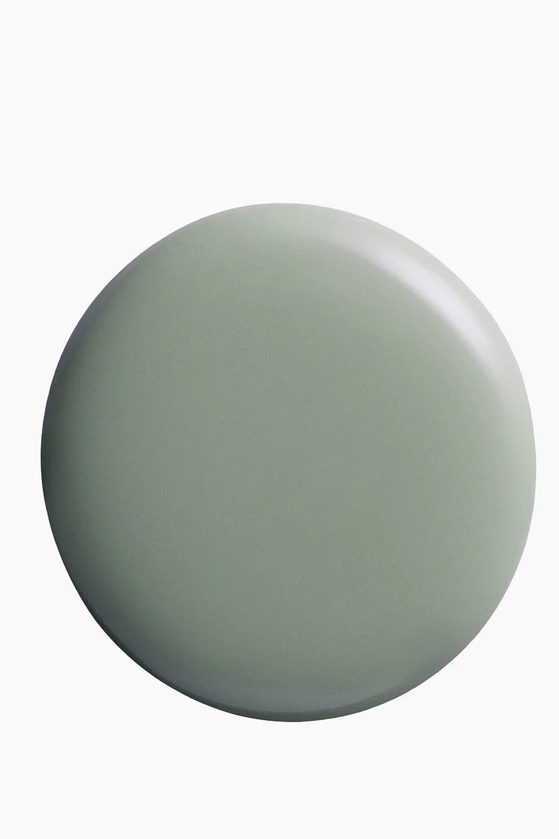 اتش اند ام طلاء الأظافر