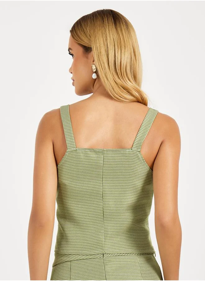 Styli Houndstooth Pattern Button Detail Crop Top