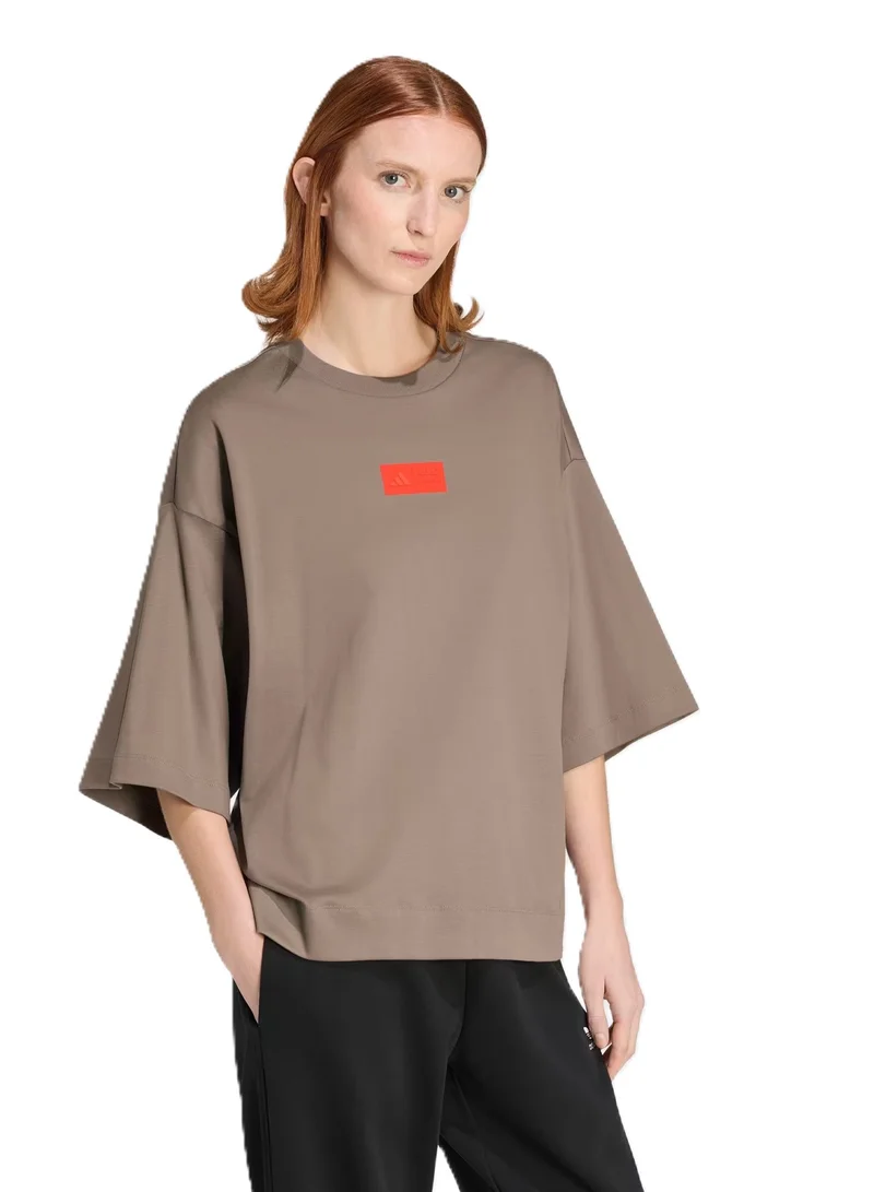 اديداس Audi Formula One Team Elevated Graphic T-Shirt