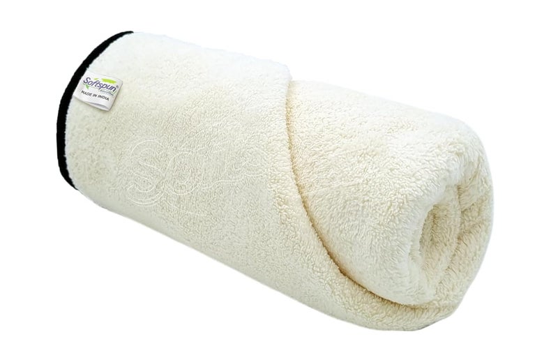 SOFTSPUN Microfiber Bath Towel 1 pc White! Ultra Absorbent Super Soft & Lightweight Quick Drying for Men & Women Daily Use Extra Large Size Unisex. - Image 2
