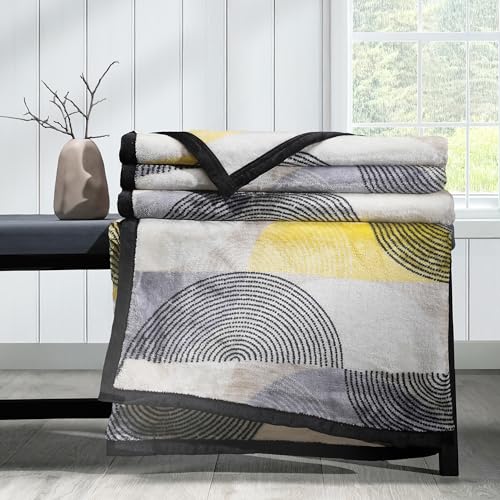 MYTRIDENT Home Essential Flannel Printed Blanket for Winter Double Size (220 cm x 240 cm), 290 GSM, Ethan - Image 3